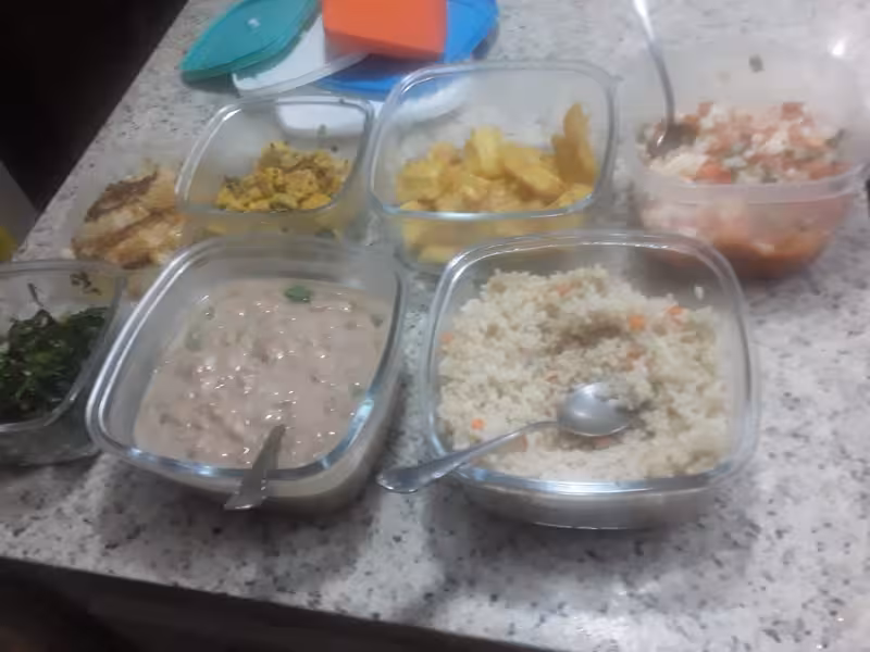 Several containers with food